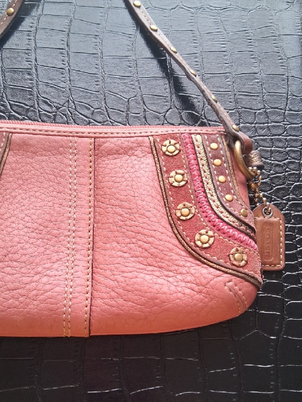 Vintage Coach Pink Leather Studded Wristlet - Picture 12 of 12
